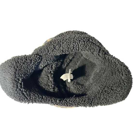 Girl’s Fleece Winter Hat with Earflaps, OS - Picture 4 of 5